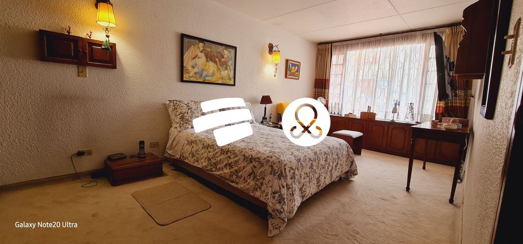 Casa en venta en Santa Barbara, Bogotá · foto 11 de 12