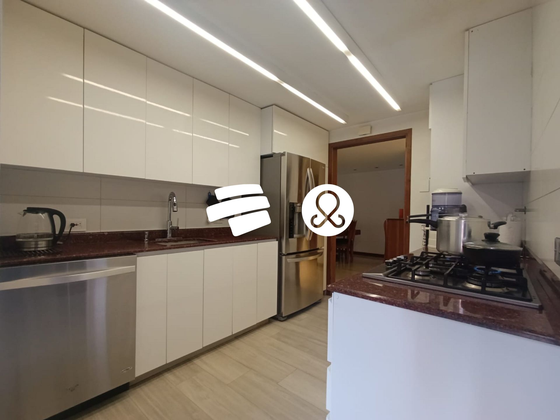 Apartamento en venta en El Poblado, Medellín 3