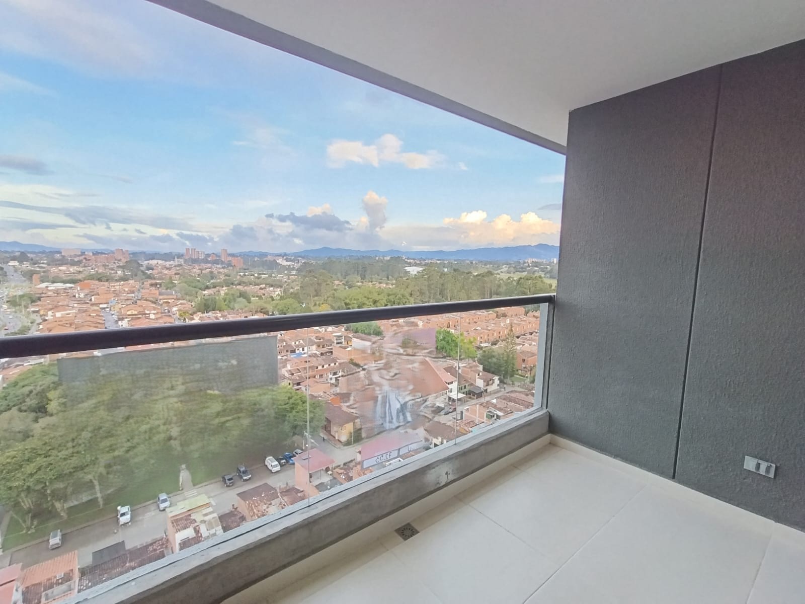 Apartamento en arriendo en Centro, Rionegro · foto 4 de 12