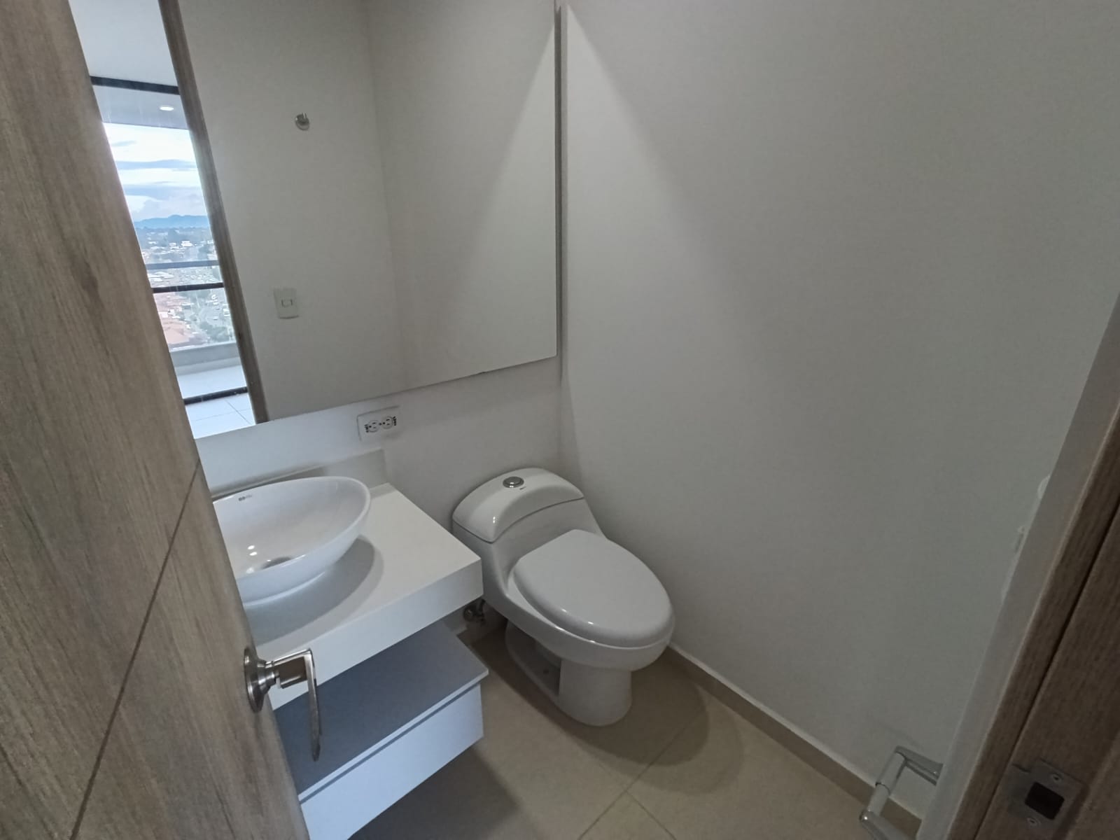 Apartamento en arriendo en Centro, Rionegro · foto 8 de 12
