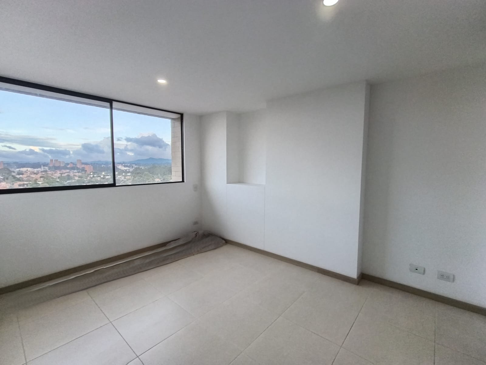 Apartamento en arriendo en Centro, Rionegro · foto 9 de 12