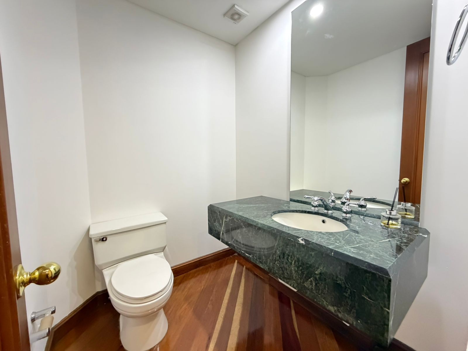 Apartamento en venta en La Cabrera, Bogotá · foto 8 de 24
