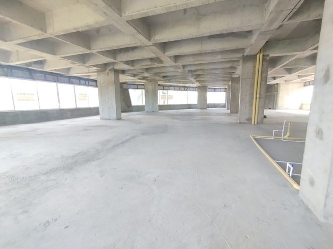 Local en arriendo en Pance, Cali, 650 m² · foto 2 de 11