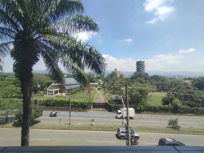 Local en arriendo en Pance, Cali, 650 m² · foto 7 de 11
