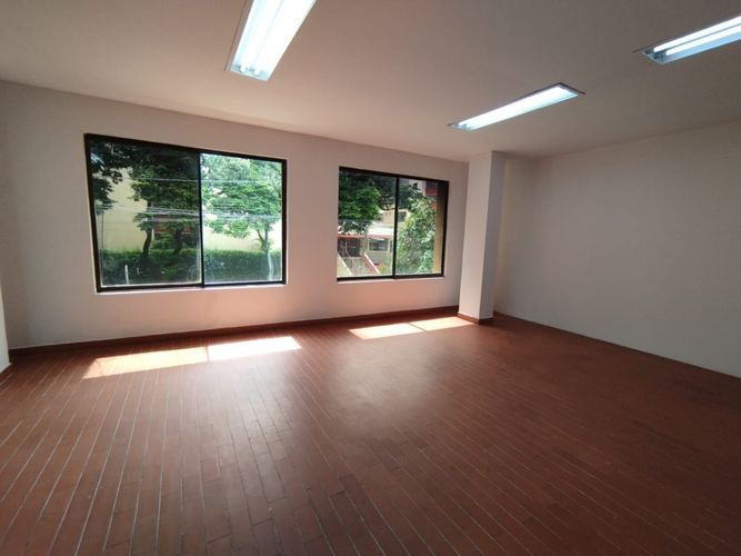 Edificio en arriendo en Cuarto De Legua - Guadalupe, Cali, 11 m² · foto 12 de 24
