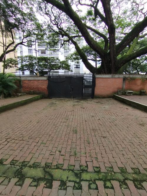 Edificio en arriendo en Cuarto De Legua - Guadalupe, Cali, 11 m² · foto 22 de 24