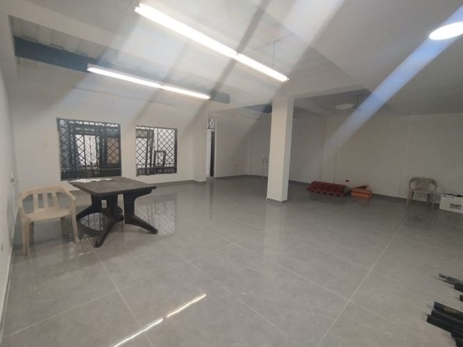 Local en arriendo en La Flora, Cali, 300 m² · foto 12 de 14