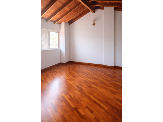 Casa de 4 alcobas en venta en Loma Del Esmeraldal, Envigado, 270 m² · foto 9 de 14