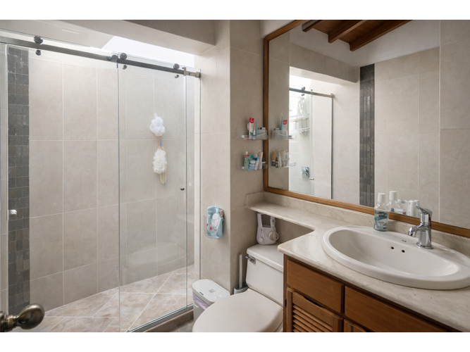 Casa de 4 alcobas en venta en Loma Del Esmeraldal, Envigado, 270 m² · foto 14 de 14