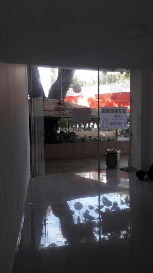 Local en arriendo en Multicentro, Cali, 37 m² · foto 6 de 18
