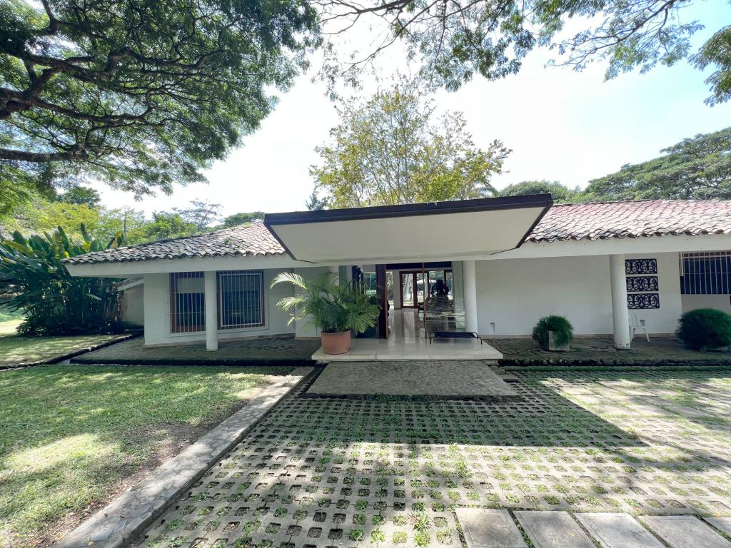 Casa en Arriendo en Pance, Cali
