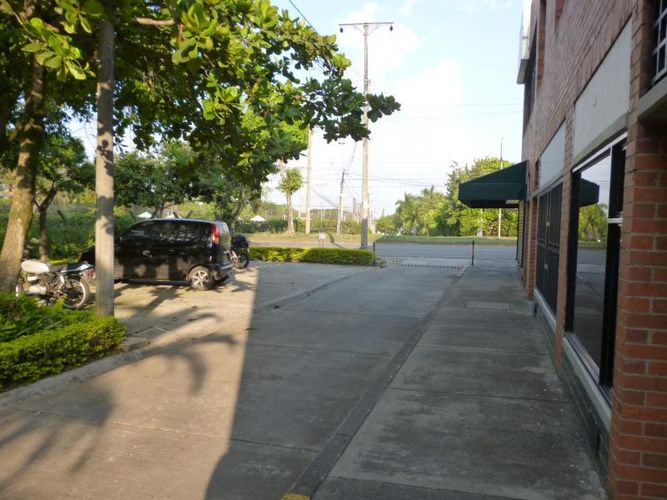 Local en arriendo en Pance, Cali, 18 m² · foto 3 de 6