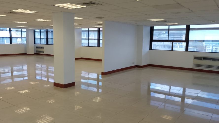 Oficina en arriendo en San Pedro, Cali, 343 m² · foto 7 de 17