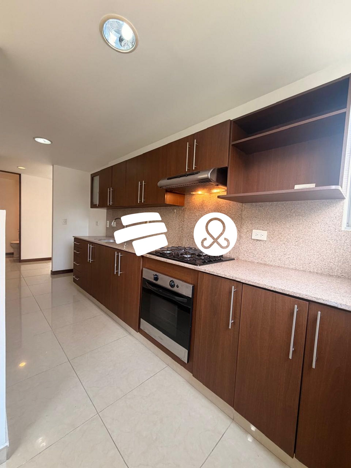 Apartamento en venta en El Poblado, Medellín 2