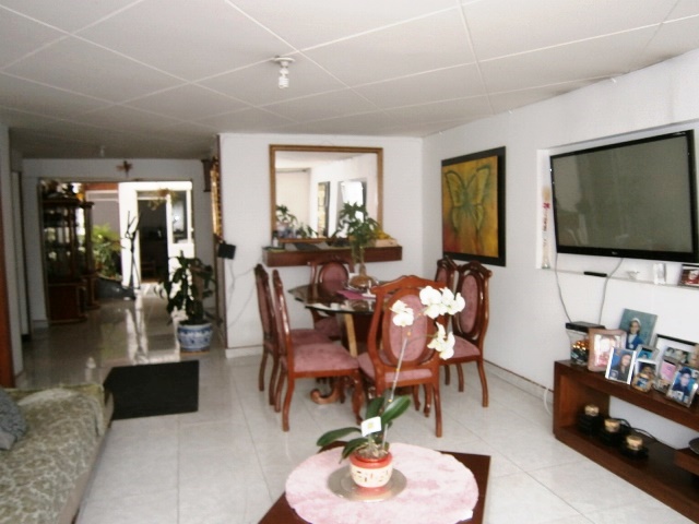 Casa en venta en Marsella, Bogotá · foto 12 de 24