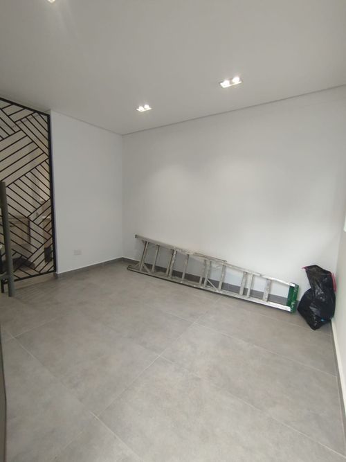 Oficina en arriendo en Suramericana, Medellín, 28 m² · foto 2 de 7