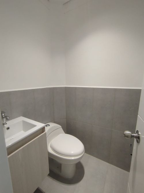 Oficina en arriendo en Suramericana, Medellín, 28 m² · foto 6 de 7