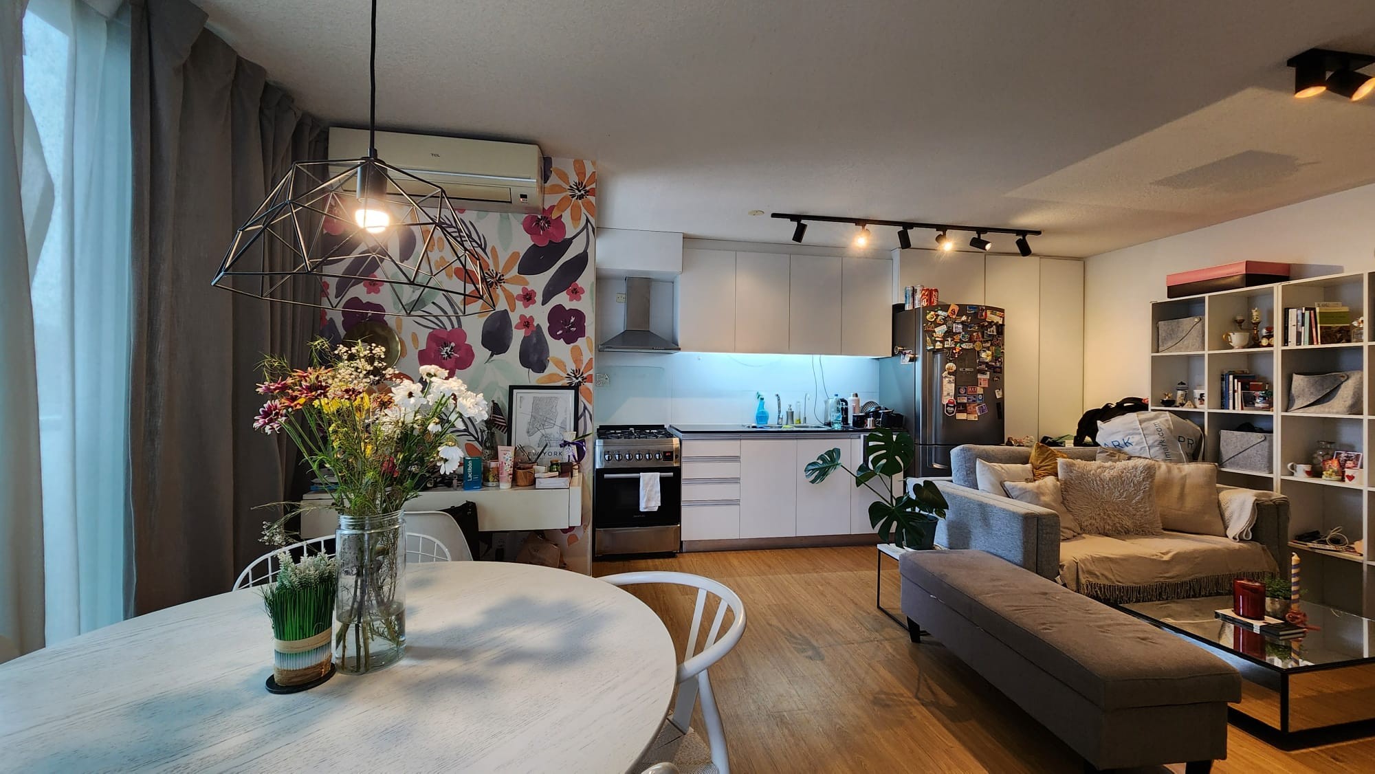 Moderno Apartamento en Alquiler con 1 Garaje y Cocina Integral
