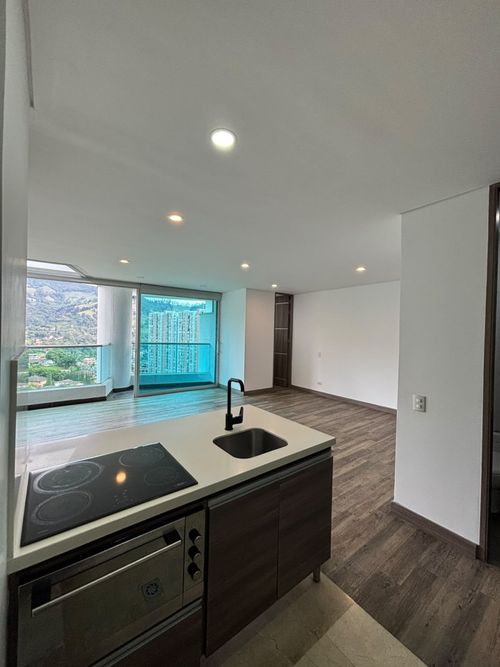 Apartaestudio en venta en Las Lomitas, Sabaneta, 48 m² · foto 4 de 7