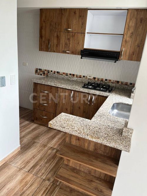 Apartamento de 2 alcobas en venta en Guabinas, Yumbo, 51 m² · foto 3 de 10