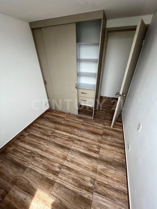 Apartamento de 2 alcobas en venta en Guabinas, Yumbo, 51 m² · foto 8 de 10