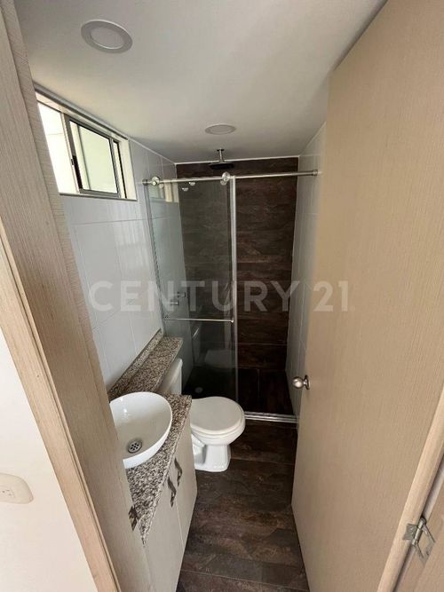 Apartamento de 2 alcobas en venta en Guabinas, Yumbo, 51 m² · foto 9 de 10