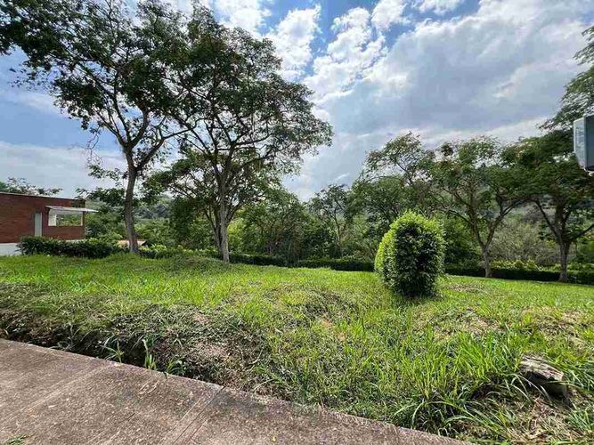 Lote en venta en Kilometro 41, Manizales, 2720 m² · foto 2 de 24