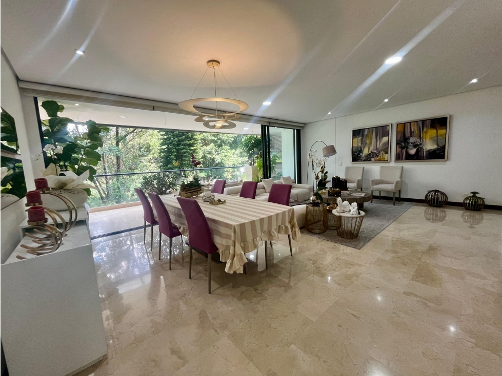 Apartment for sale in Los Balsos, Medellín 2