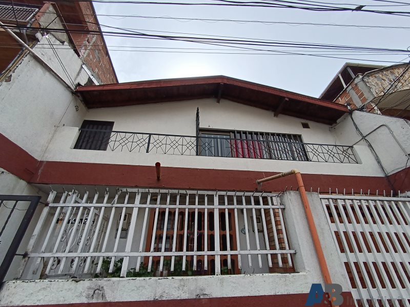 Apartamento en venta en Buenos aires, Medellín 2