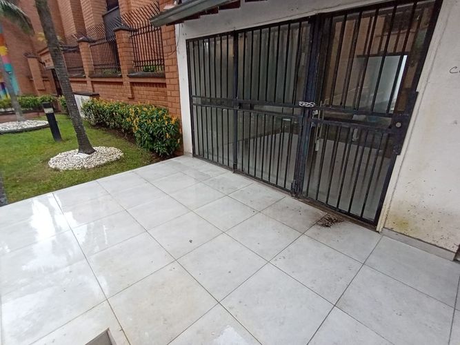 Local en arriendo en Laureles, Medellín, 130 m² · foto 10 de 10