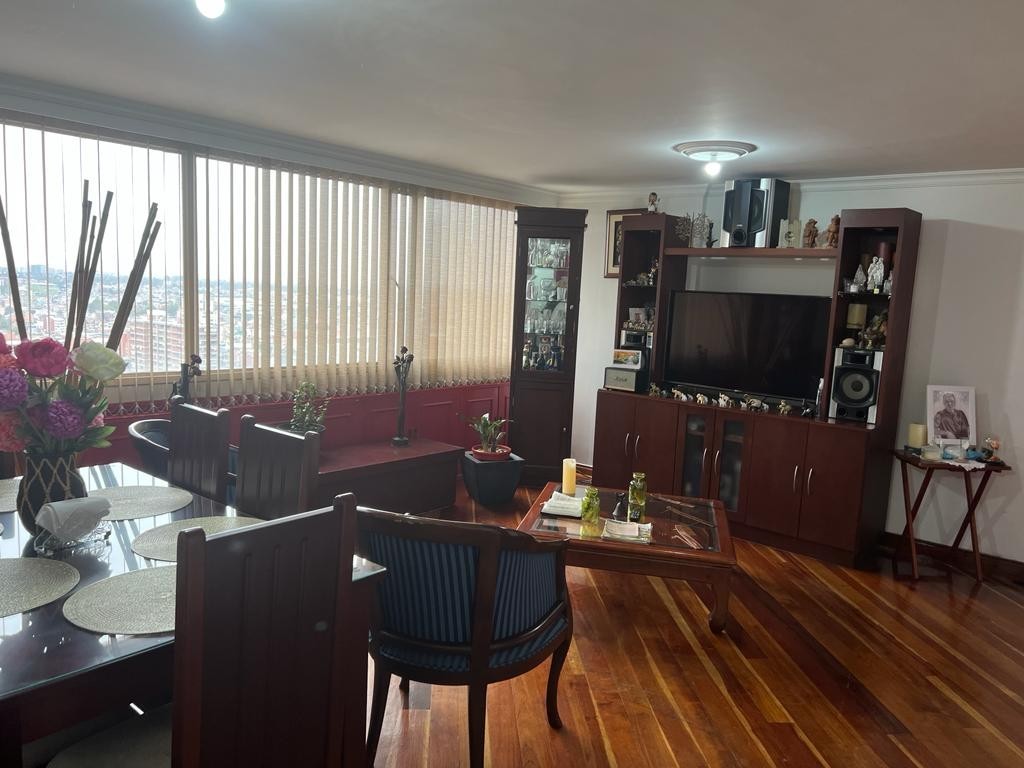 Apartamento en venta en Marly, Bogotá · foto 3 de 14