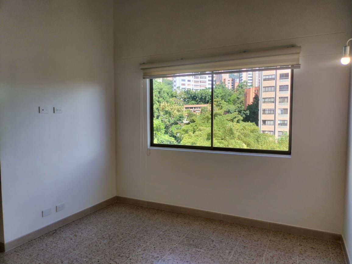 Apartamento en arriendo en El Poblado, Medellín · foto 11 de 19
