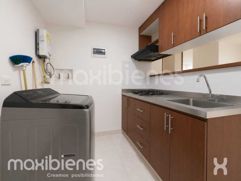 Apartment for sale in Loreto, Medellín 2