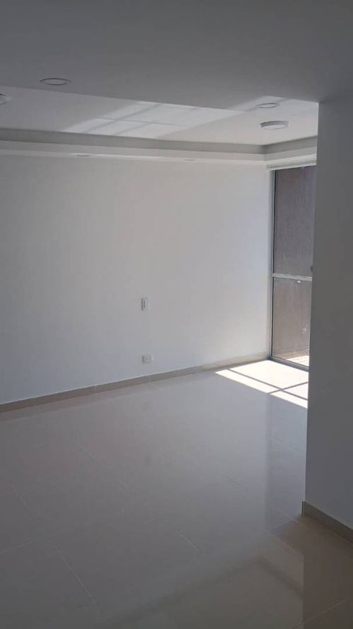 Apartamento de 2 alcobas en venta en Ciudad Pangola, Jamundí, 62 m² · foto 2 de 11