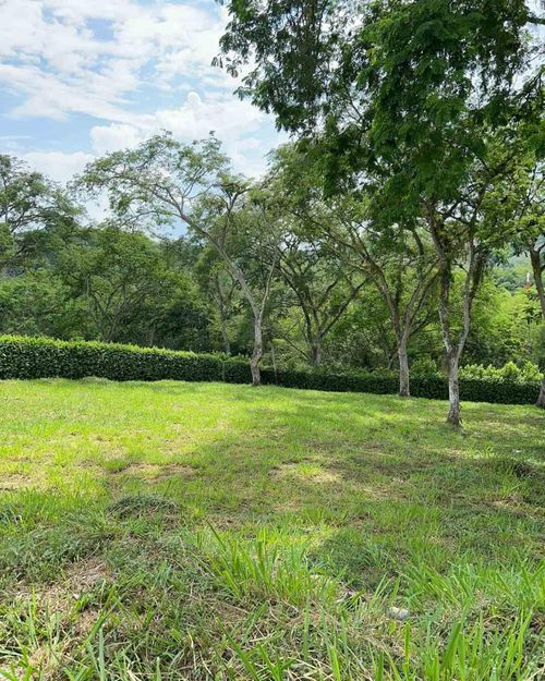 Lote en venta en Colombia, Manizales, 1370 m² · foto 11 de 24