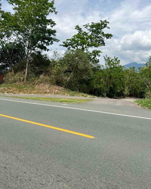 Lote en venta en Colombia, Manizales, 1370 m² · foto 22 de 24