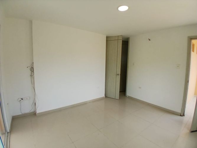 Casa en venta en Ciudad Jardin, Barranquilla · foto 2 de 24