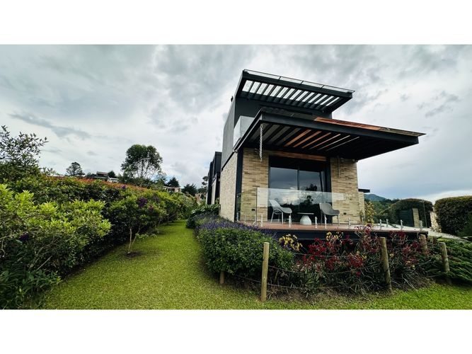 Casa de 4 alcobas en venta en El Carmen de Viboral, 500 m² · foto 8 de 24