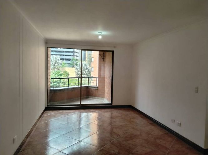 Apartamento de 3 alcobas en arriendo en El Poblado, Medellín, 142 m² · foto 5 de 24