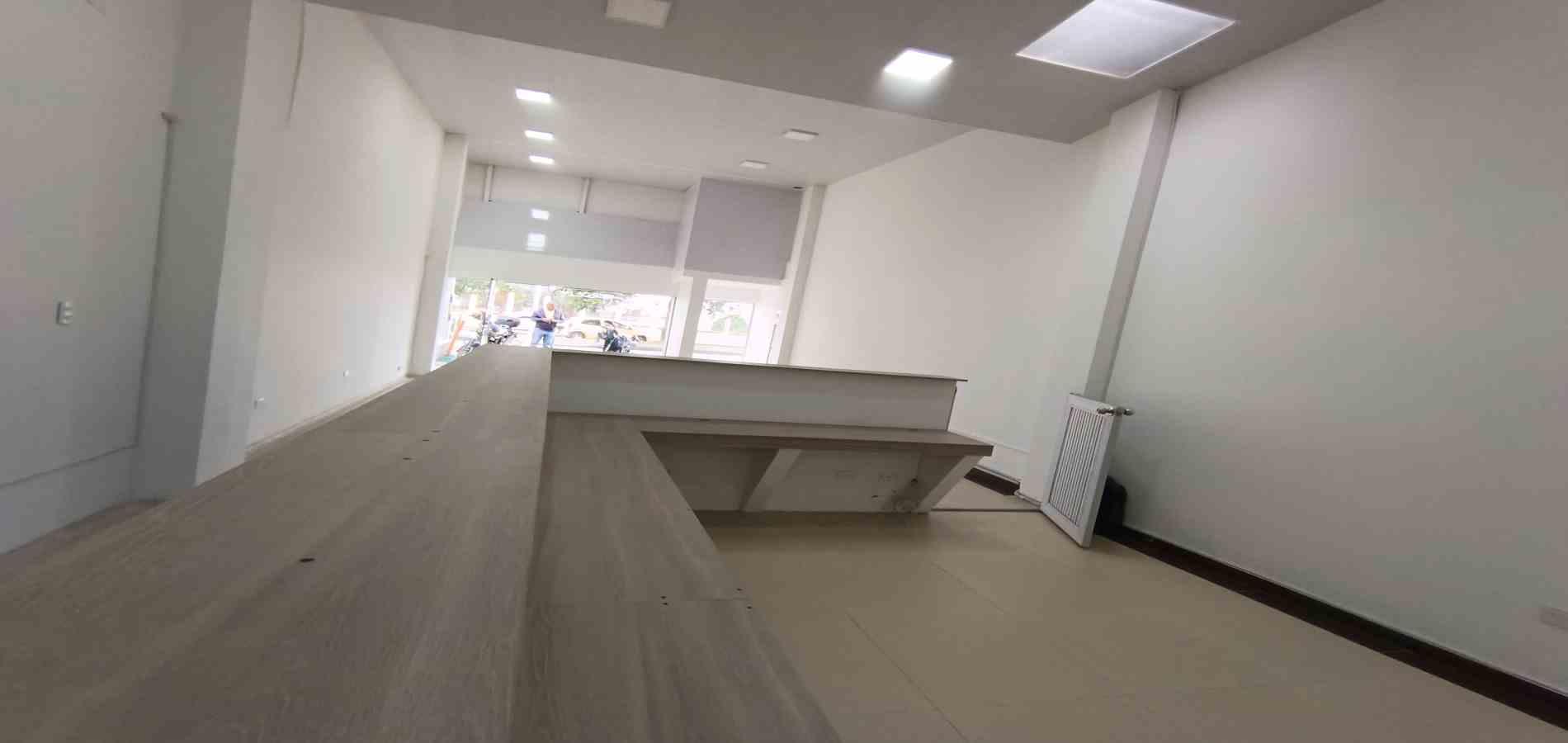 Retail space for rent in Avenida Santander, Manizales