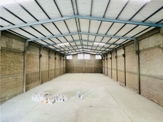 Bodega en arriendo en Cartagena De Indias, Cartagena, 1060 m² · foto 2 de 13