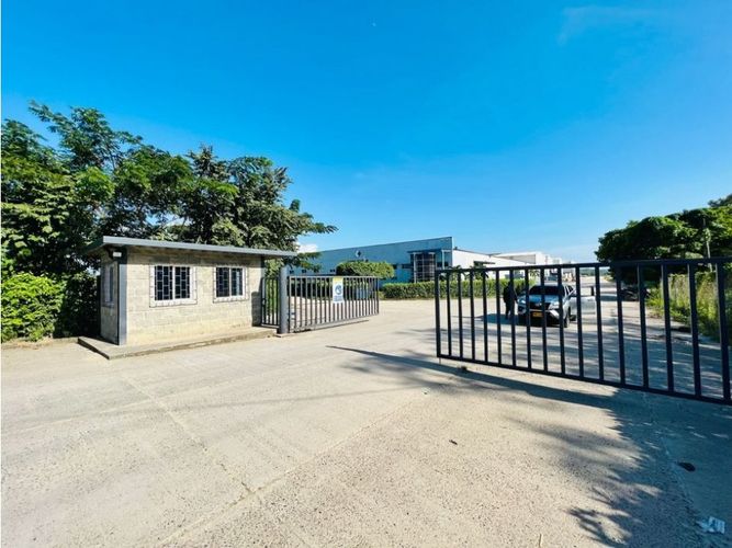 Bodega en arriendo en Cartagena De Indias, Cartagena, 1060 m² · foto 12 de 13