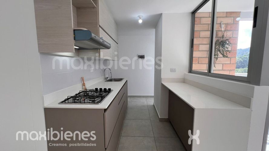 Apartamento de 3 alcobas en arriendo en Aves Maria, Sabaneta, 75 m² · foto 3 de 14