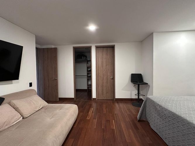 Apartamento de 2 alcobas en venta en El Poblado, Medellín, 70 m² · foto 14 de 17