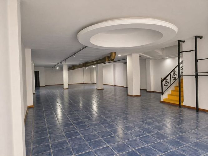 Local en arriendo en Antonia Santos Centro, Bucaramanga, 450 m² · foto 4 de 8