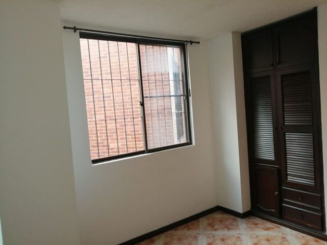 Apartamento de 3 alcobas en venta en Jordan, Ibagué, 74 m² · foto 13 de 21