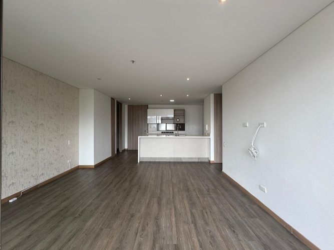 Apartamento de 2 alcobas en arriendo en El Poblado, Medellín, 90 m² · foto 8 de 17