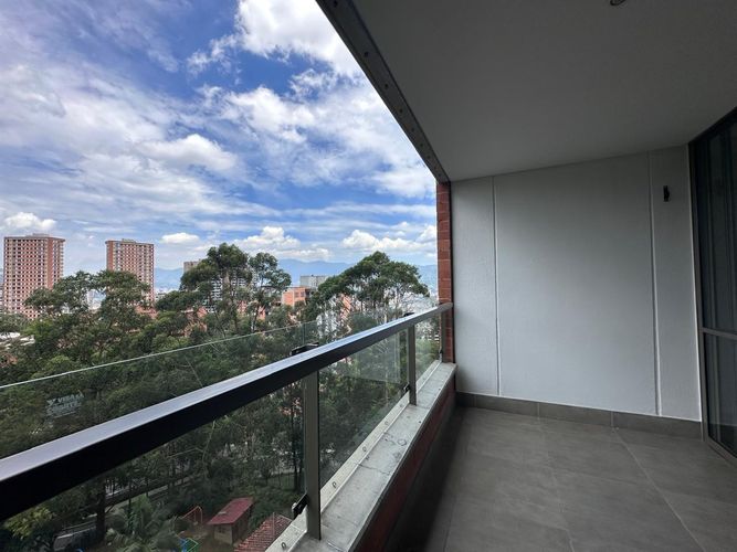 Apartamento de 2 alcobas en arriendo en El Poblado, Medellín, 90 m² · foto 17 de 17
