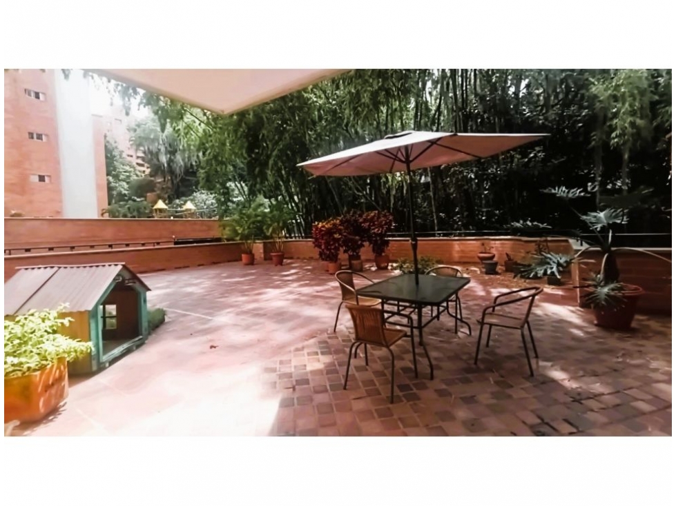 Apartamento en venta en El Poblado, Medellín 2