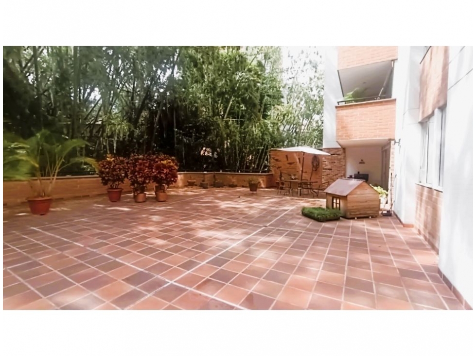 Apartamento en venta en El Poblado, Medellín 4